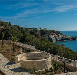 8 bedroom luxury villa with pool near Koutsounari, sleeps 16